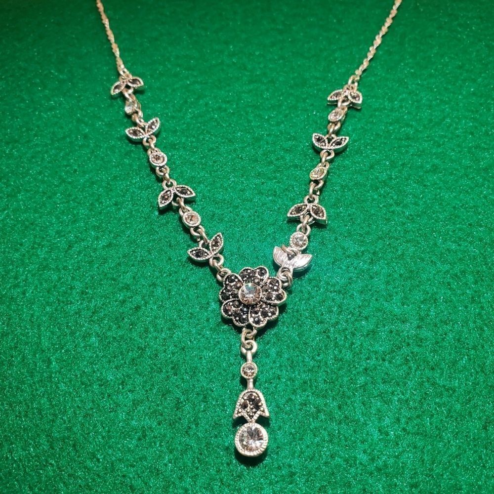 Silver necklace